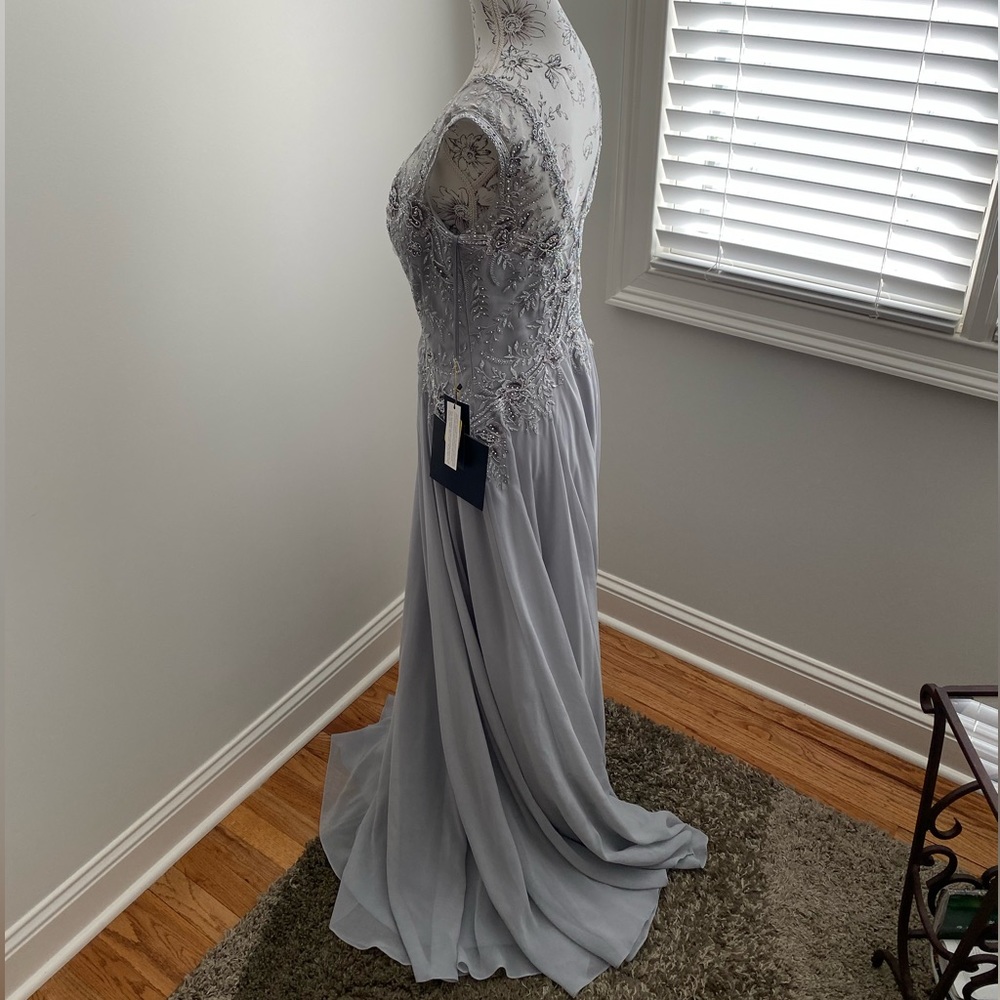 Madeline Gardner New York MOB Maxi Dress🔥 NWT 🔥 - Picture 6 of 11